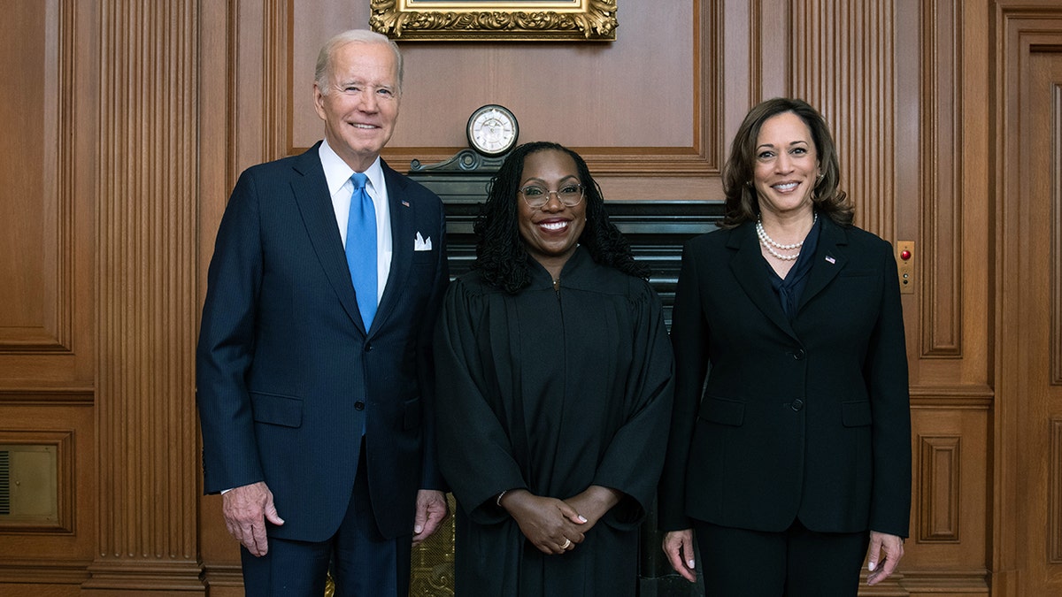 Beyoncé gave SCOTUS Justice Ketanji Brown Jackson concert tickets valued at nearly $4,000: report
